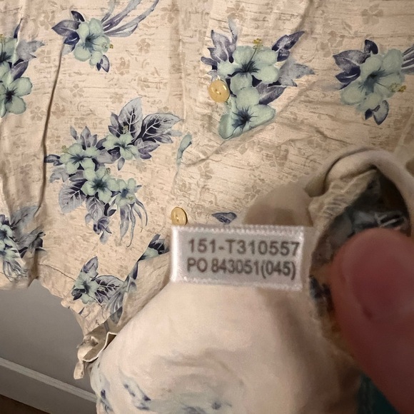 Tommy Bahama Silk Shirt Men’s Large Floral Button Up Short Sleeve Polo - Picture 7 of 9